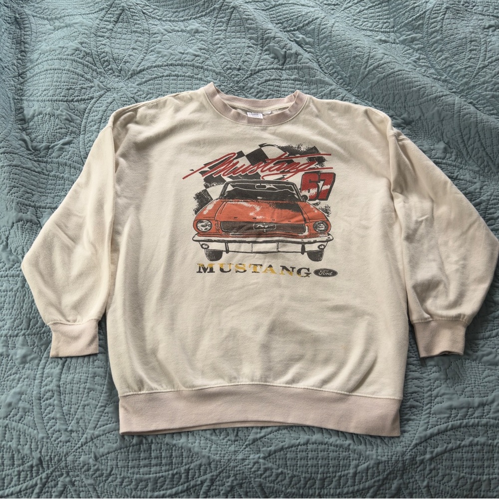 Vintage Ford Mustang Graphic Beige Sweater Men’s Small/Women’s Medium